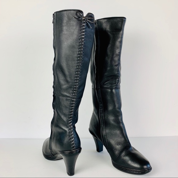 sofft black boots